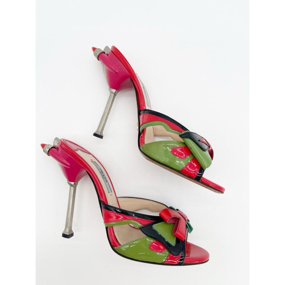 Prada S/S 2012 Runway Red Patent Hot Rod Rocket Tail Light Mule Sandals IT 36.5 - Picture 6 of 15